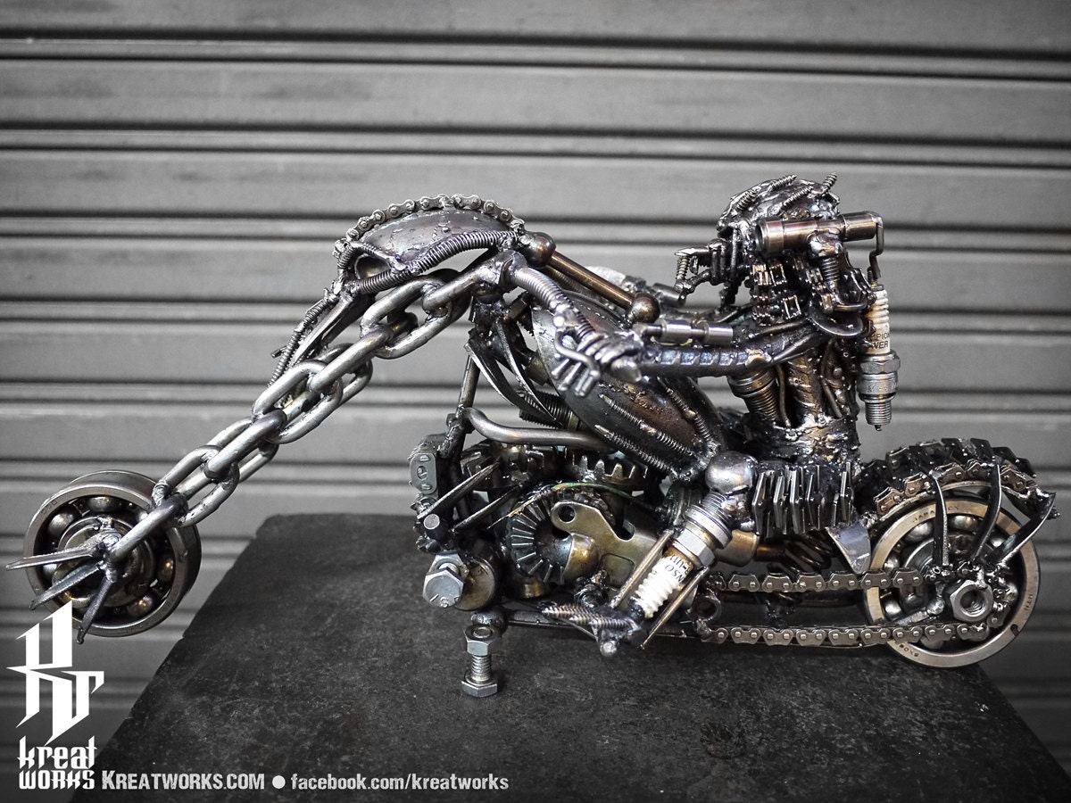 Metal Hunter Rider : Type I medium Item | Etsy