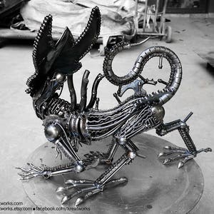 Recycled Metal Crouching Queen Monster Medium item Steampunk Cyberpunk Dieselpunk Biomechanic Xenomorph image 5