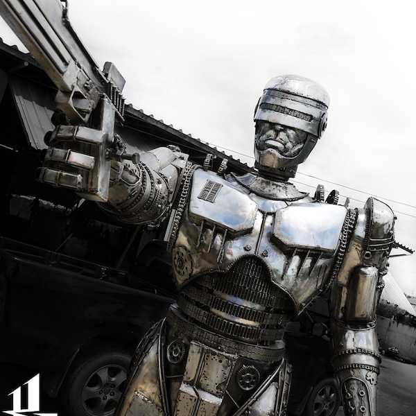 Robot Cop (articolo grande): realizzato su ordinazione