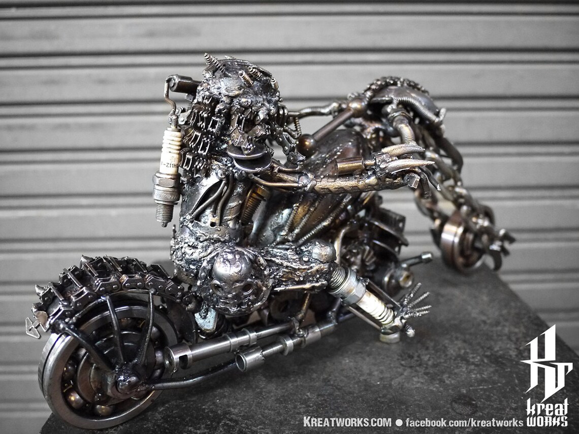 Metal Hunter Rider : Type I medium Item | Etsy