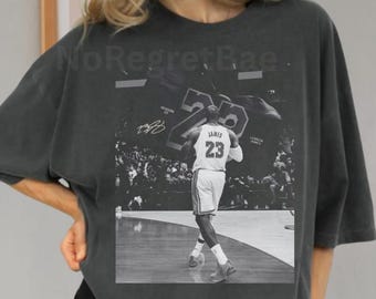 Vintage 90s LeBron James Shirt Gift For Woman and Man Unisex T-Shirt
