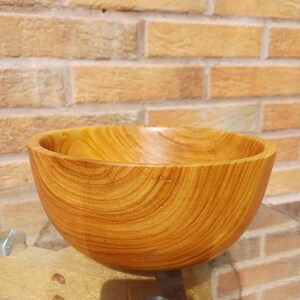 Handmade Cherry Wood Serving Bowl: Rustic Kitchen Decor, 20cm