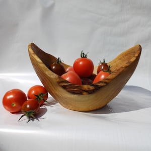 Handmade Acacia Wood Crescent Bowl: Rustic Fruit & Snack Dish
