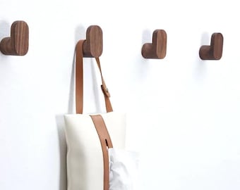 Handcrafted Wooden Coat Hook – Minimalist Entryway Decor