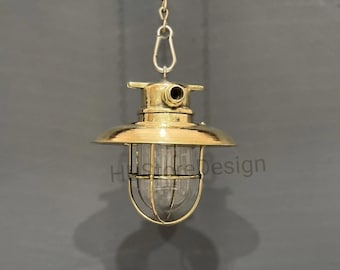 Zestaw 4 zabytkowych lamp wiszących z litego mosiądzu w kształcie okrętu | Lampy wiszące w stylu marynistycznym z łańcuchem o długości 65 cm i mosiężną nasadką sufitową