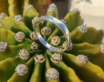 Anillo único de plata fina hecho a mano --- envío gratuito a todo el mundo