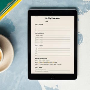 Printable Daily Planner PDF A4 | Minimalist Productivity Organizer & To Do List | Wellness Tracker | Instant Download | PlanifyLabs