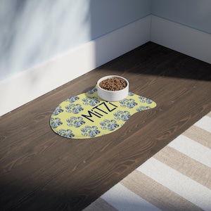 Personalized Pet Mat for Cats and Dogs Custom Food & Water Mat with Pet Name Cute Pet Placemat Gift Dog Bowl Mat Cat Mat