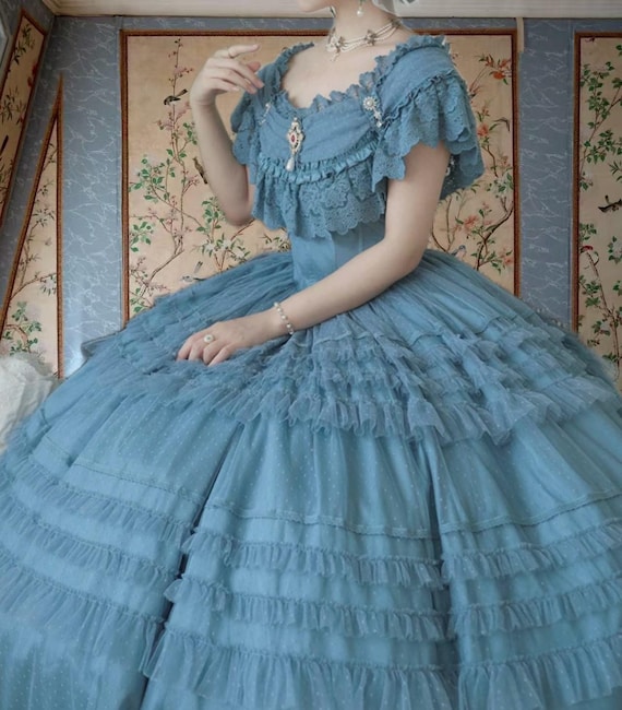 vintage winter ball dresses A-line Newest Unique Country Vintage Modest Prom Dresses, Long Evening   bridalsew