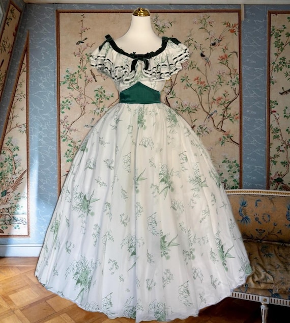 1850s Historical Ball Gown Scarlett O'hara Inspired Dress Victorian Southern Belle Costume Custom-made - Etsy Norway 1850s Historical Ball Gown Scarlett O'hara Inspired Dress Victorian Southern Belle Costume Custom-made - Etsy Norway