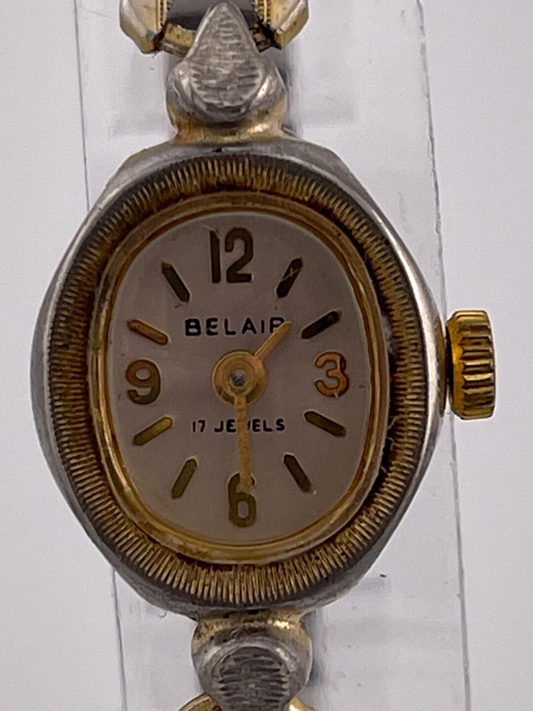 Belair Ladies 17 Jewel Mechanical Watch Gold Tone 16mm  display picture 1
