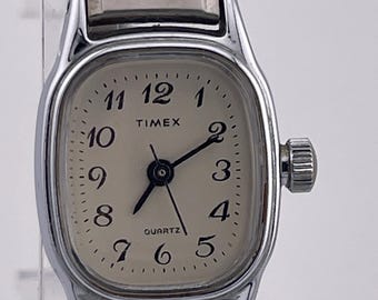 Vintage Timex T33 Silver Tone Square Quartz Expansion Watch c.1990s