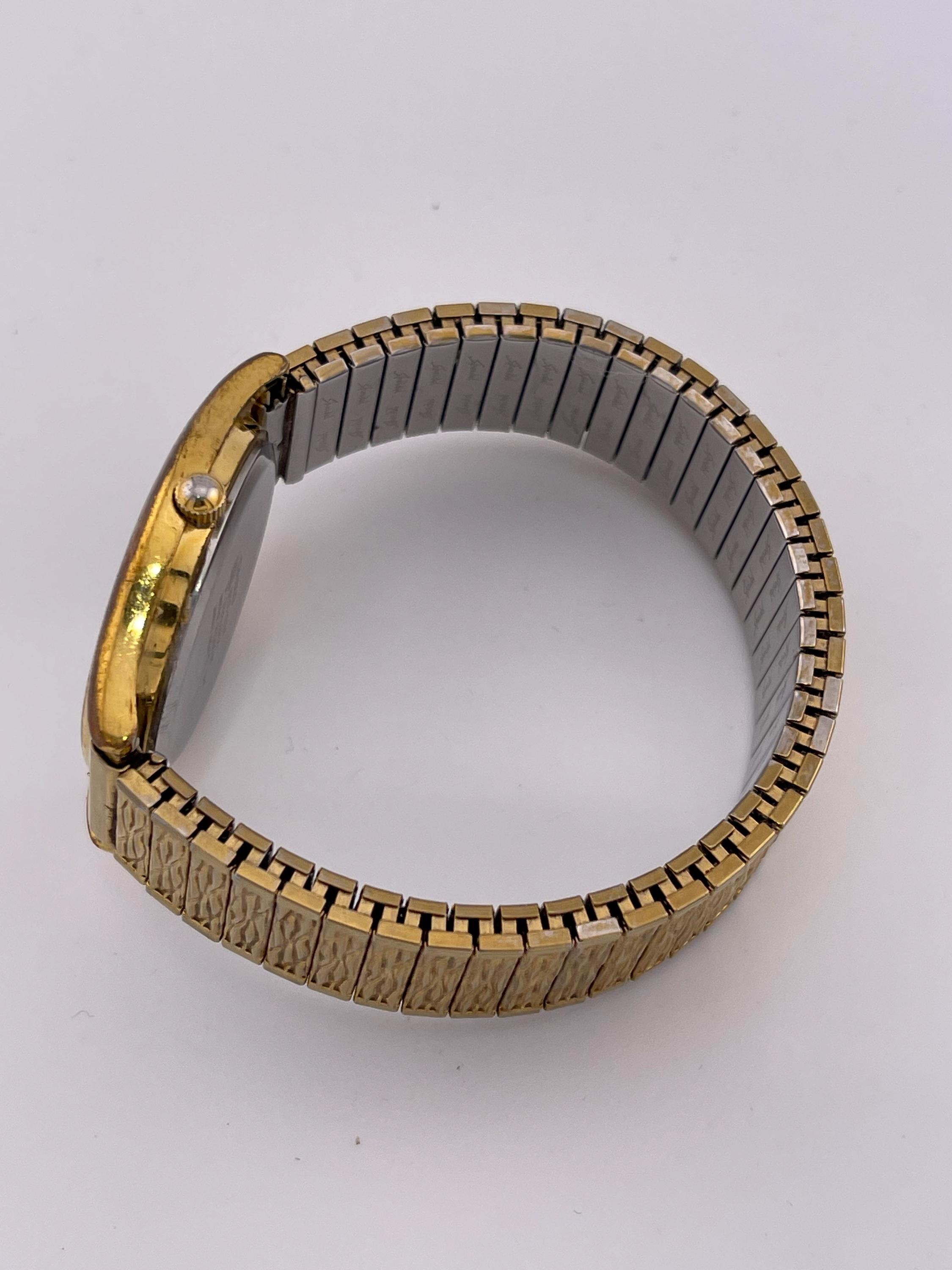 Casio Quartz Vintage Watch MTP-1094 – Gold Tone – White Dial