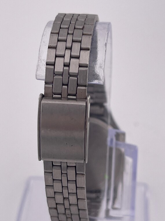 Manpierre Solid State Quartz Digital Silver-Tone … - image 4