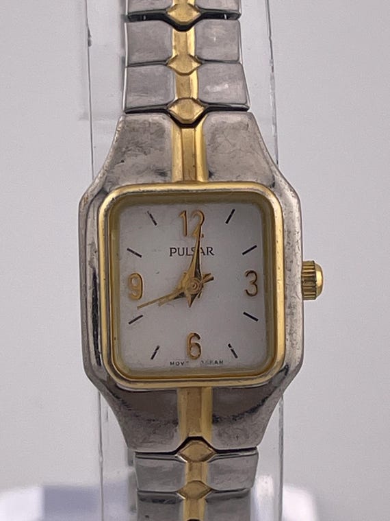 Pulsar Women\'s Two-Tone Rectangular Watch Vintage PULSAR Quartz Silver and Gold Tone Slim Women main image 4