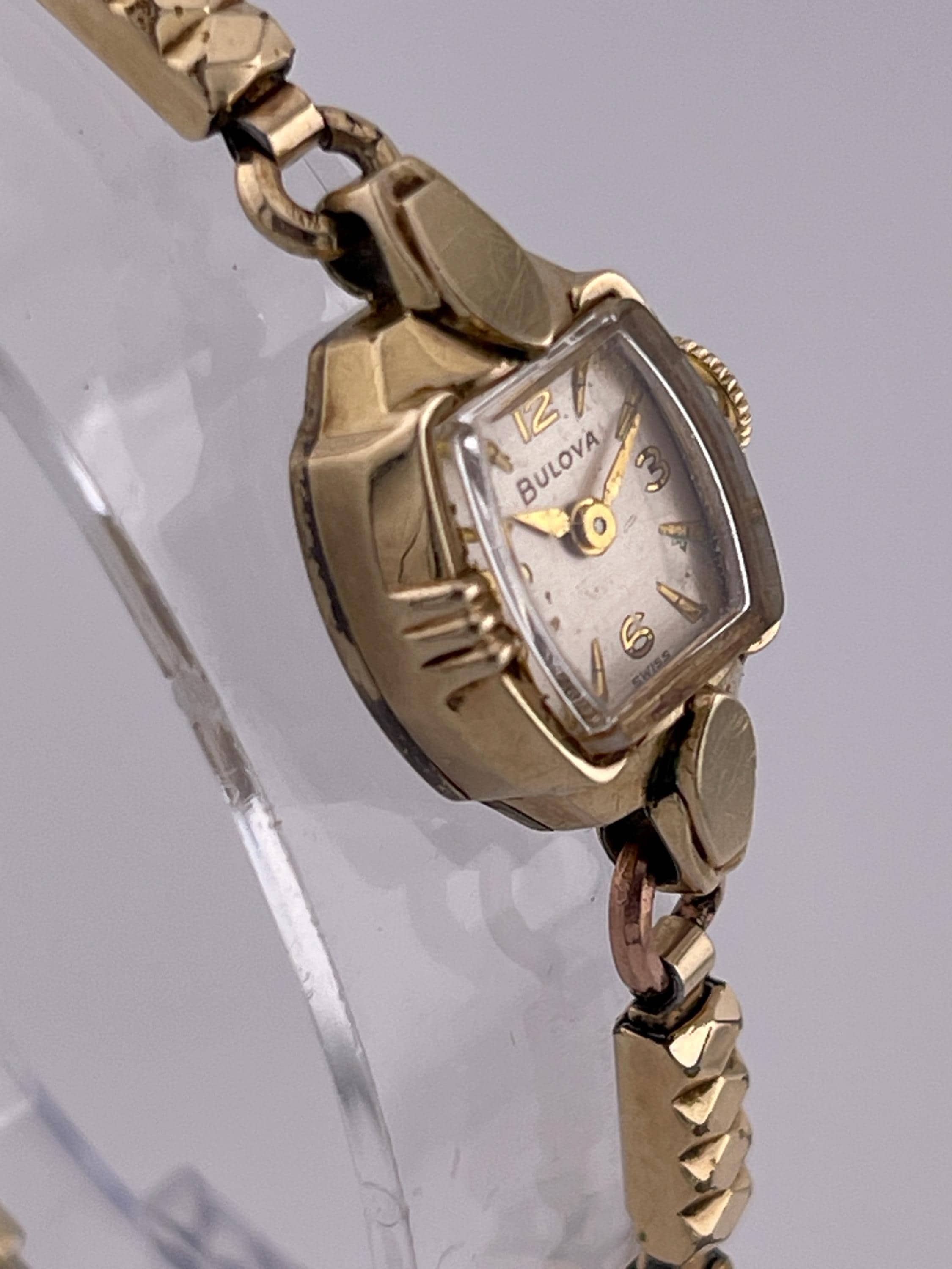Bulova L2 Ladies Vintage Watch C. 1940s 10K Gold Filled Swiss