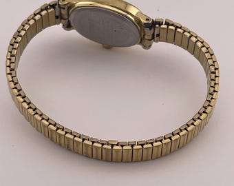 Timex Cavatina Ladies Quartz Gold-tone Oval Watch Champagne  display picture 1