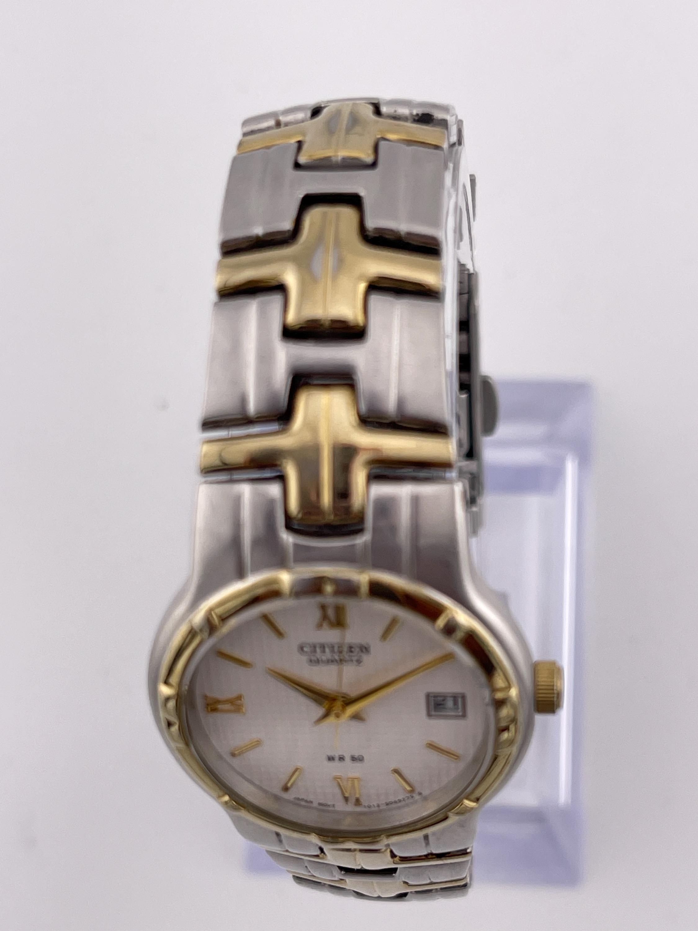 Citizen Quartz Two Tone Watch WR50 Date Japan Movement Extra Links Citizen Quartz Two Tone Dress Watch WR50 Date Japan C. 1998  main image 4