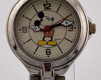 Zegarek kwarcowy Disney Mickey Mouse w kolorze srebrnym MCK167, bransoletka vintage z lat 2000.