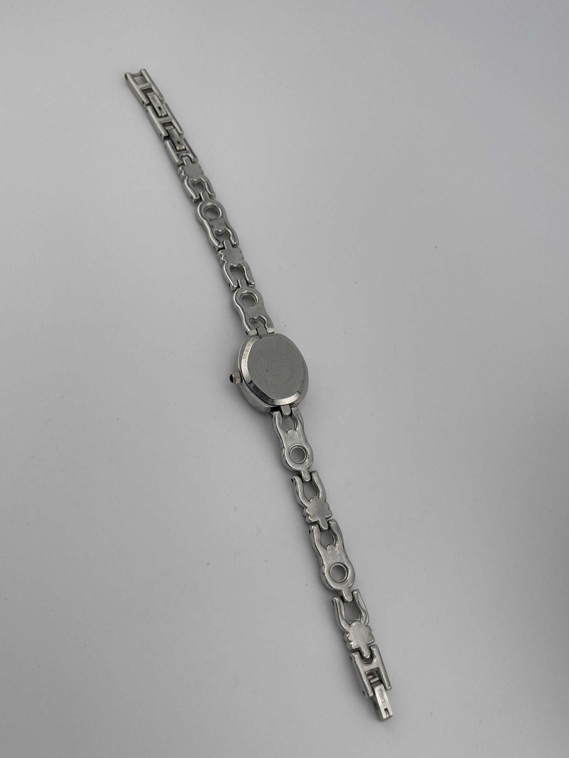 Vintage Victoria Rhein Collection A7-01 26854K Oval Ladies Quartz