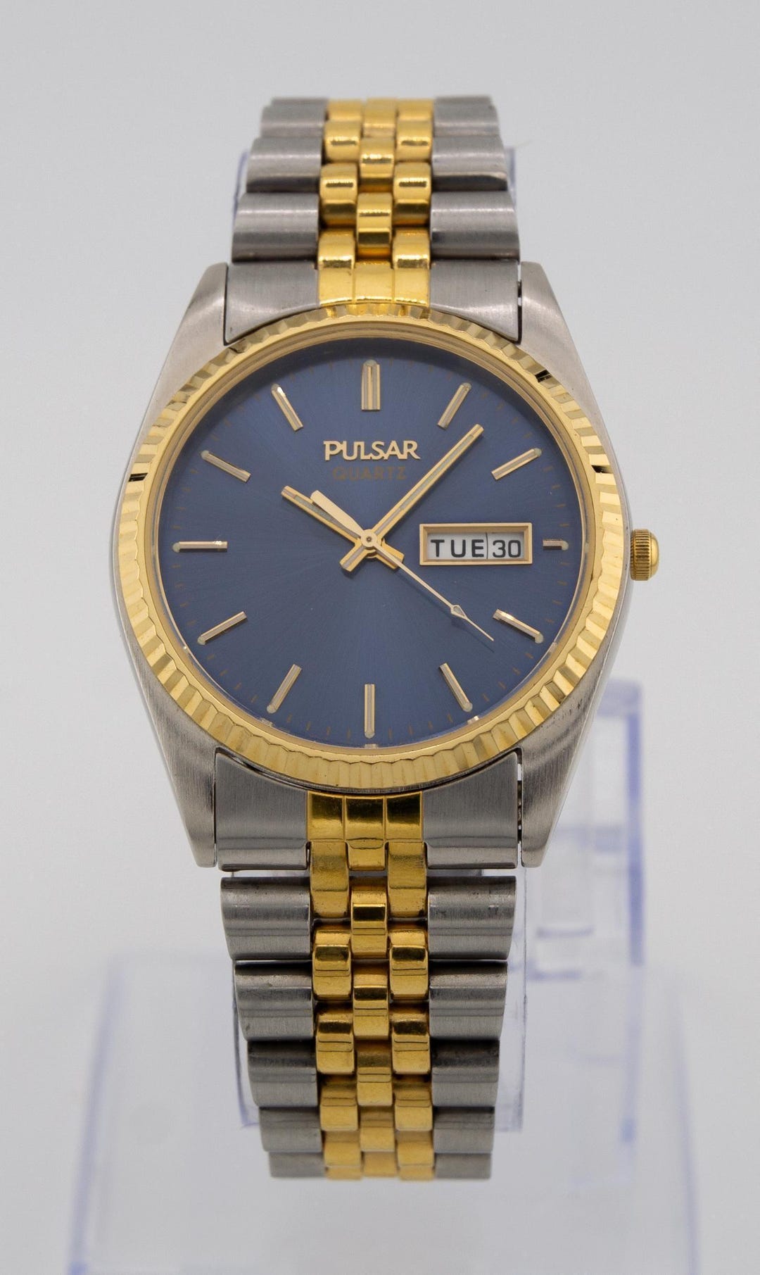 Pulsar Women’s Quartz Watch Gold Tone Blue Dial Day Date Japan Two-Tone Band Pulsar Blue Dial Day Date Ladies Vintage Wrist Watch Two  main image 2