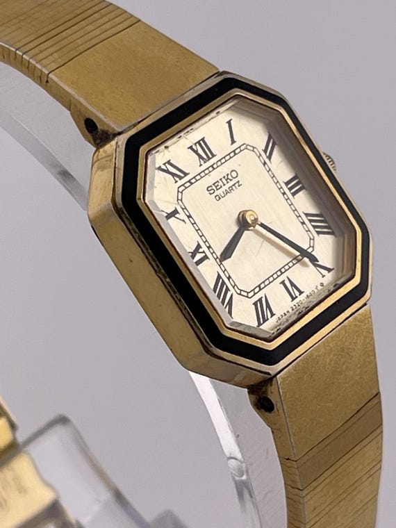 SEIKO QUARTZ 80s 八角形 置時計 antique Vintage Seiko Octagonal Gold Quartz Dress Watch Roman Numerals C. 1980s