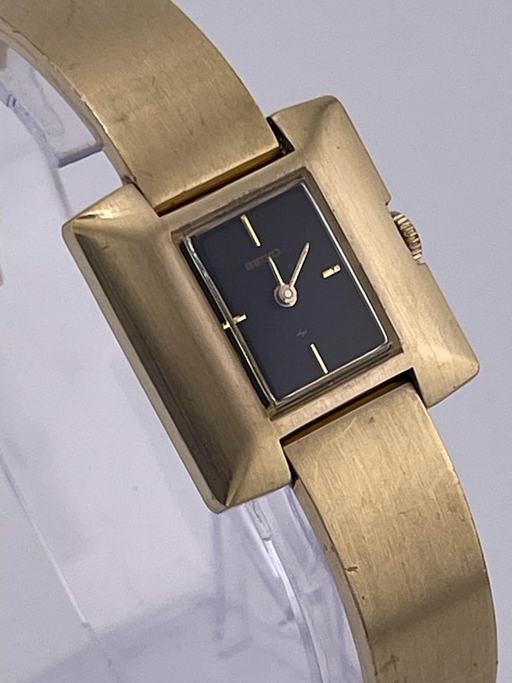 Seiko Ladies Watch Vintage Leather Strap Gold Tone Case and Rounded Square Dial Seiko | Accessories | Seiko Ladies Watch Vintage Leather  main image 3