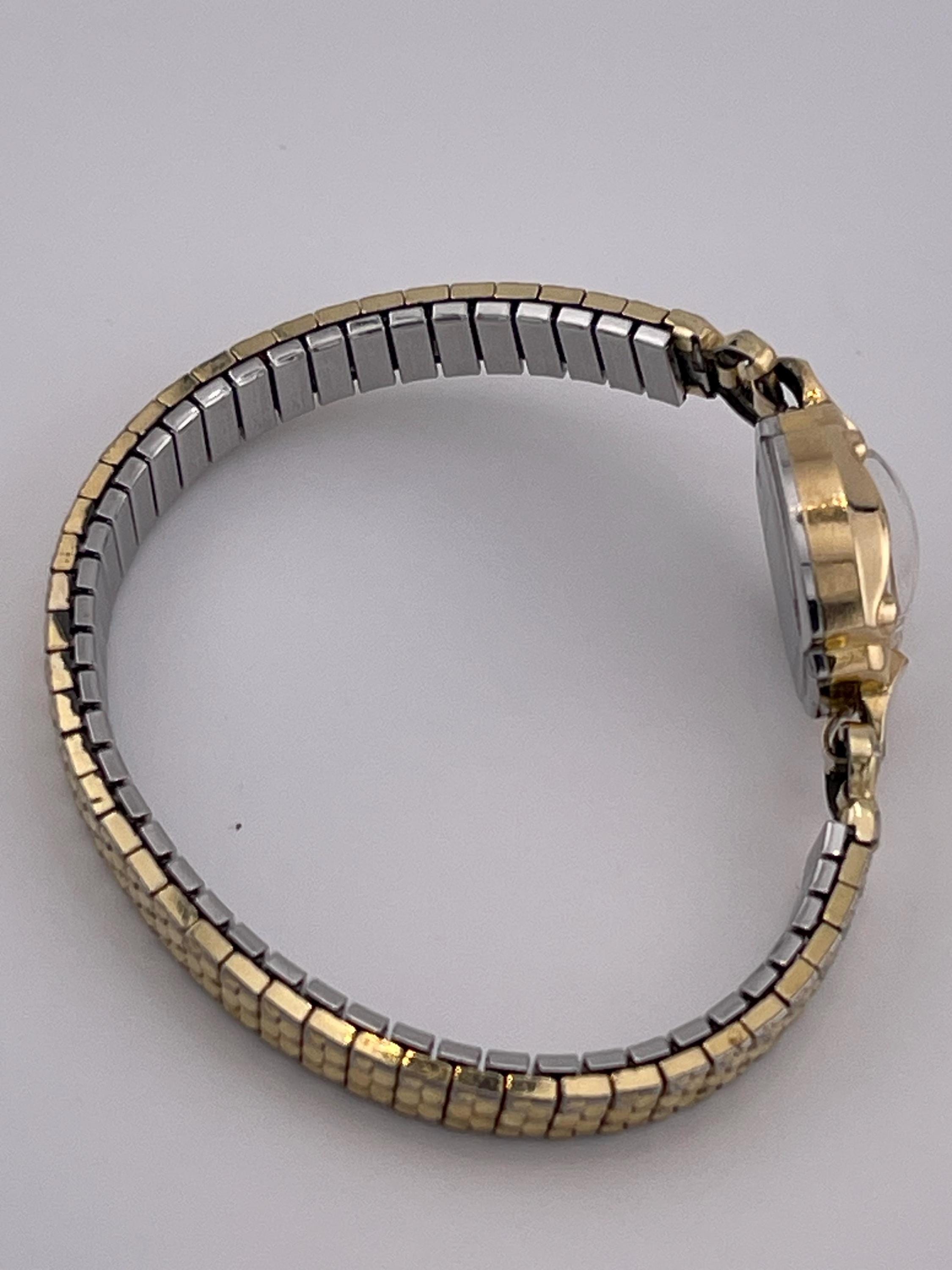 Bulova Vintage Ladies display picture 1