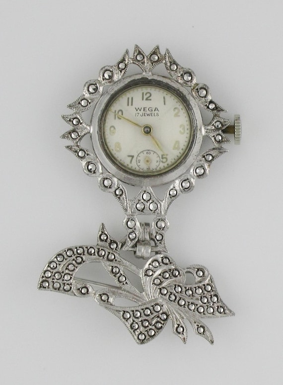 WEGA 17 JEWELS 14KT Gold レディース腕時計 現状品 Wega Vintage Watch 17 Jewels - Hand Winding Swiss Nurse Watch
