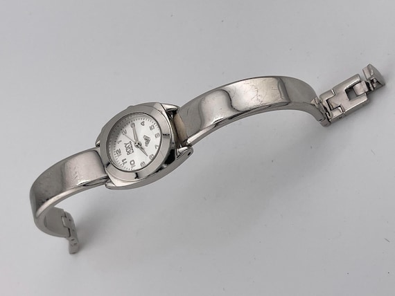 Vintage Roxy Quiksilver RX210 Women's Silver-tone Quartz Watch