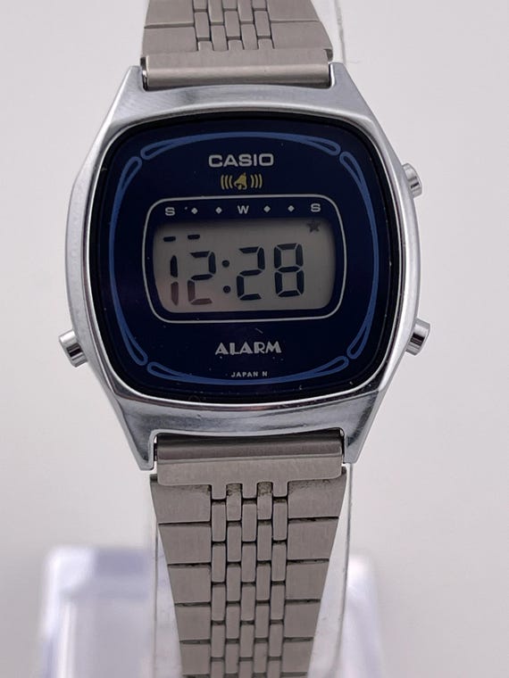 Casio LA556 Digital Alarm LCD Watch Ref 229 C.1990s Vintage