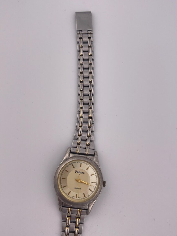 Futura Quartz Ladies Silver Tone Case Link Bracelet Band Watch New Battery Futura White Dial Round Silver Tone Case Link Bracelet Band  main image 4