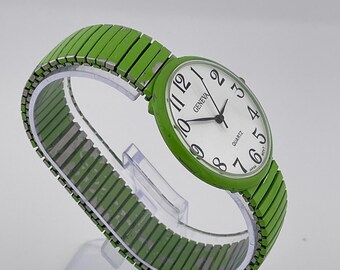 Geneva Quartz Watch – Japan Movt – Green Stretch Band – Easy-read