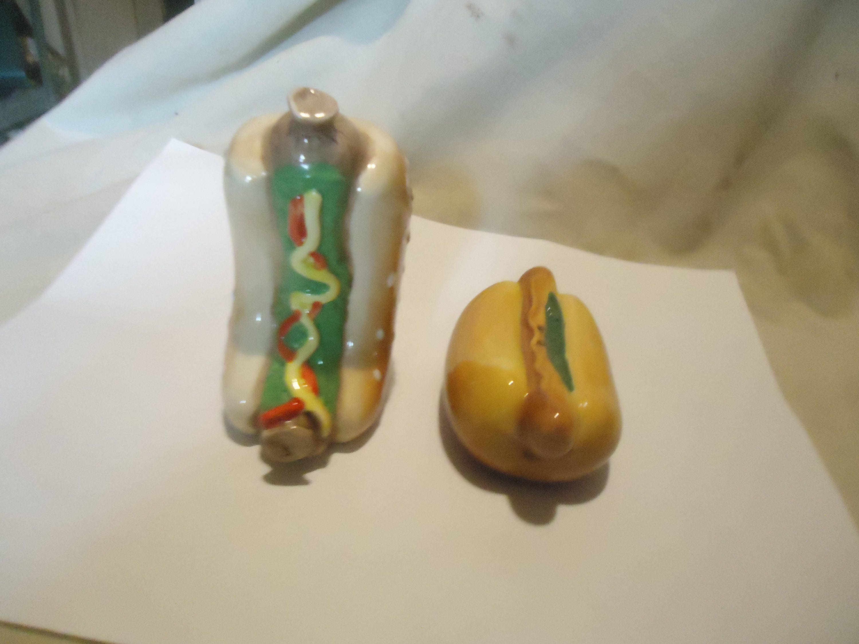 Vintage Hot Dogs With Condiments Set of Salt and Pepper - Etsy UK
