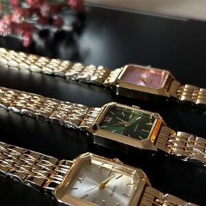 Chic Gold Watch for Women – Elegant Design – Available in Pink, Green and White