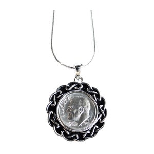 1988 Birthday Gift - 1988 Coin Pendent - Snakechain and presentation box included - 100% satisfaction - 3 day delivery option