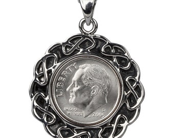 2005 Anniversary Gift - 2005 Coin Pendent - Chain and presentation box included - 3 day delivery option - 100% satisfaction