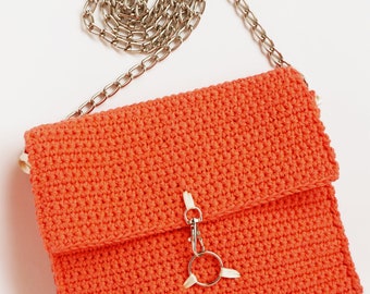 Coral crochet messenger, orange handmade purse, coral medium purse, medium crossbody, chain handle, elegant purse, crossbody bag