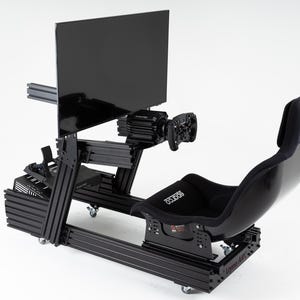 最も簡単な「DIY シミュレーション レーシング コックピット