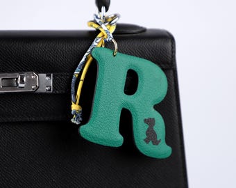 Llavero personalizado de cuero con inicial para bolso: llavero con monograma hecho a mano