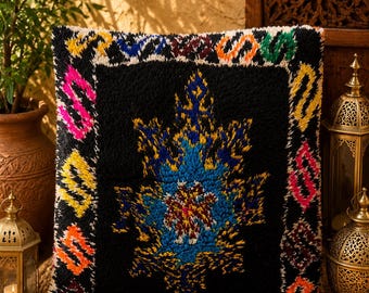 Handmade Moroccan Boucherouite Cushion Cover: Berber Wool Pillow, Boho Decor