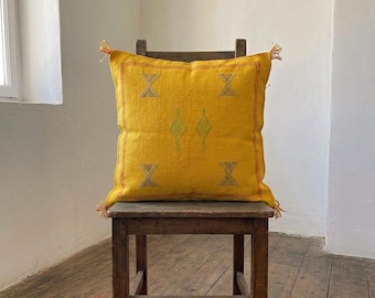 Moroccan Yellow Pillow Cover, Handmade Berber Cushion, Amazigh Geometric Throw Pillow, Boho Home Decor, Moroccan Textile Accent