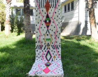 Handgemaakt Marokkaans berberloper: roze wol, custom design