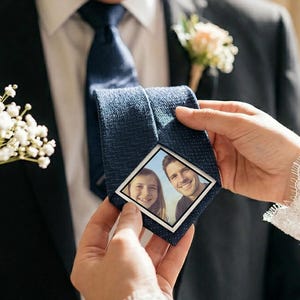 Anpassad slipslapp med foto för bröllop, personlig minneslapp med slips för pappa, present till brudens far, fotolapp för slips