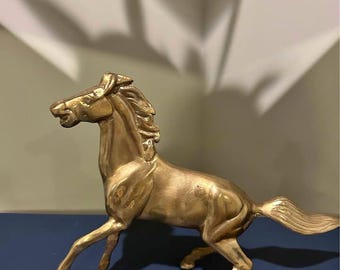 ヴィンテージ真鍮製馬の彫刻 - 大型真鍮製疾走馬像（11インチ x 8