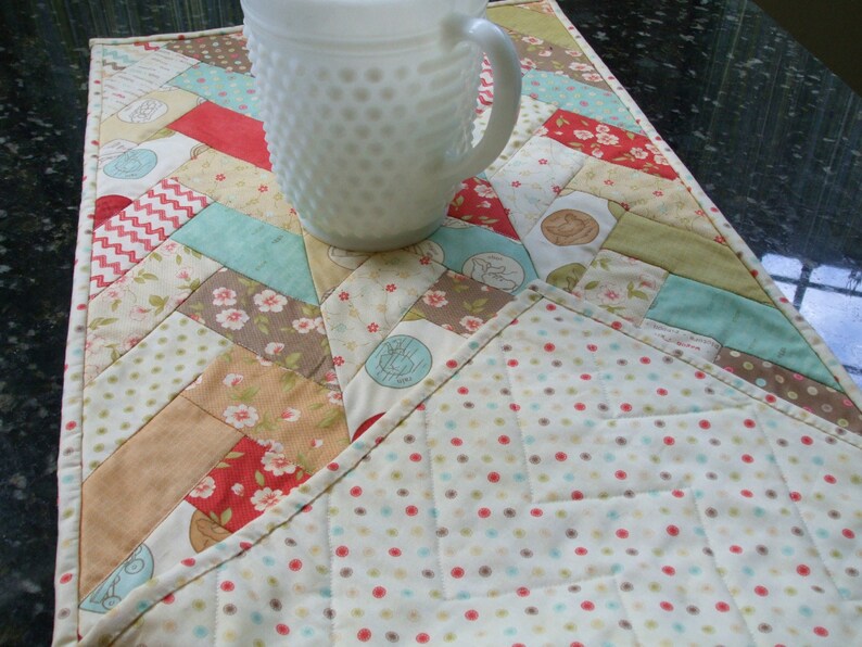 Quilted Table Runner Friendship Braid Moda Whimsy Etsy