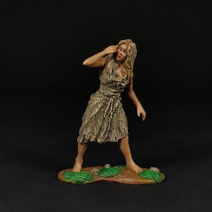 Collectible painted TIN miniature Eve the mother of all living from the series «Figures from the Holy Scriptures» | Scale 1:32
