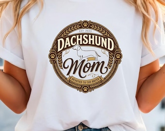 Camiseta de mamá de perro salchicha: Divertido diseño de insignia de perro salchicha