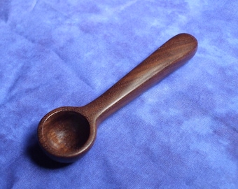 Coffee scoop - Teaspoon - Measuring spoon - Hand carved in rich black walnut wood medium length  ( 1 tsp )