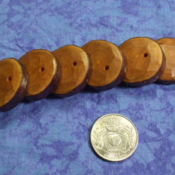 Talladas a mano botones de cerezo silvestre rústico (6) de 1 pulgada de tamaño
